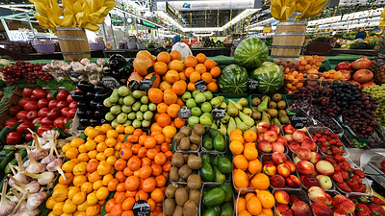 Россиянам раскрыли список дешевых продуктов в июле