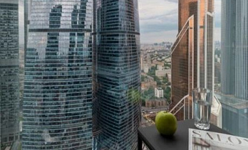 Маленькая, зато в «Москва-Сити»: Продаётся одна из самых дешёвых квартир в башне